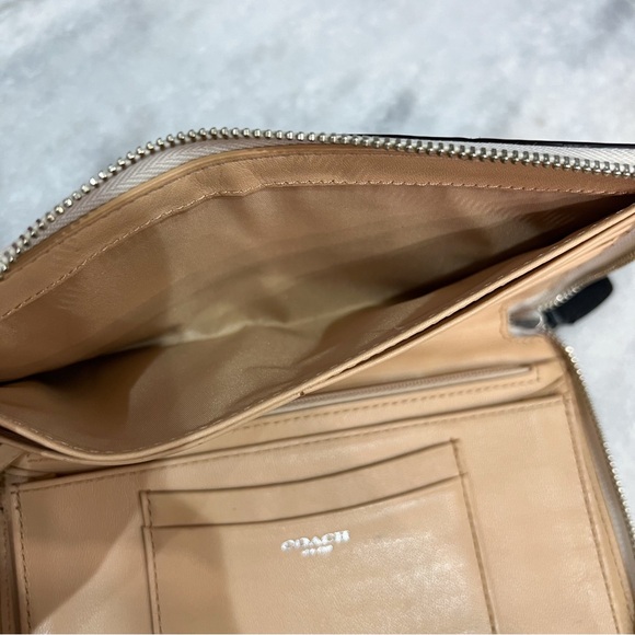 COACH Colorblock Large Continental Zip Around Leather Wallet - Picture 3 of 12